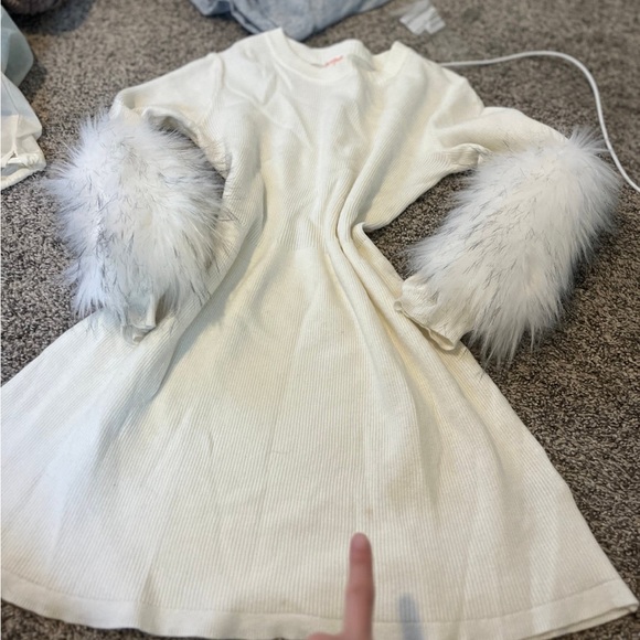 Dress - Picture 5 of 8